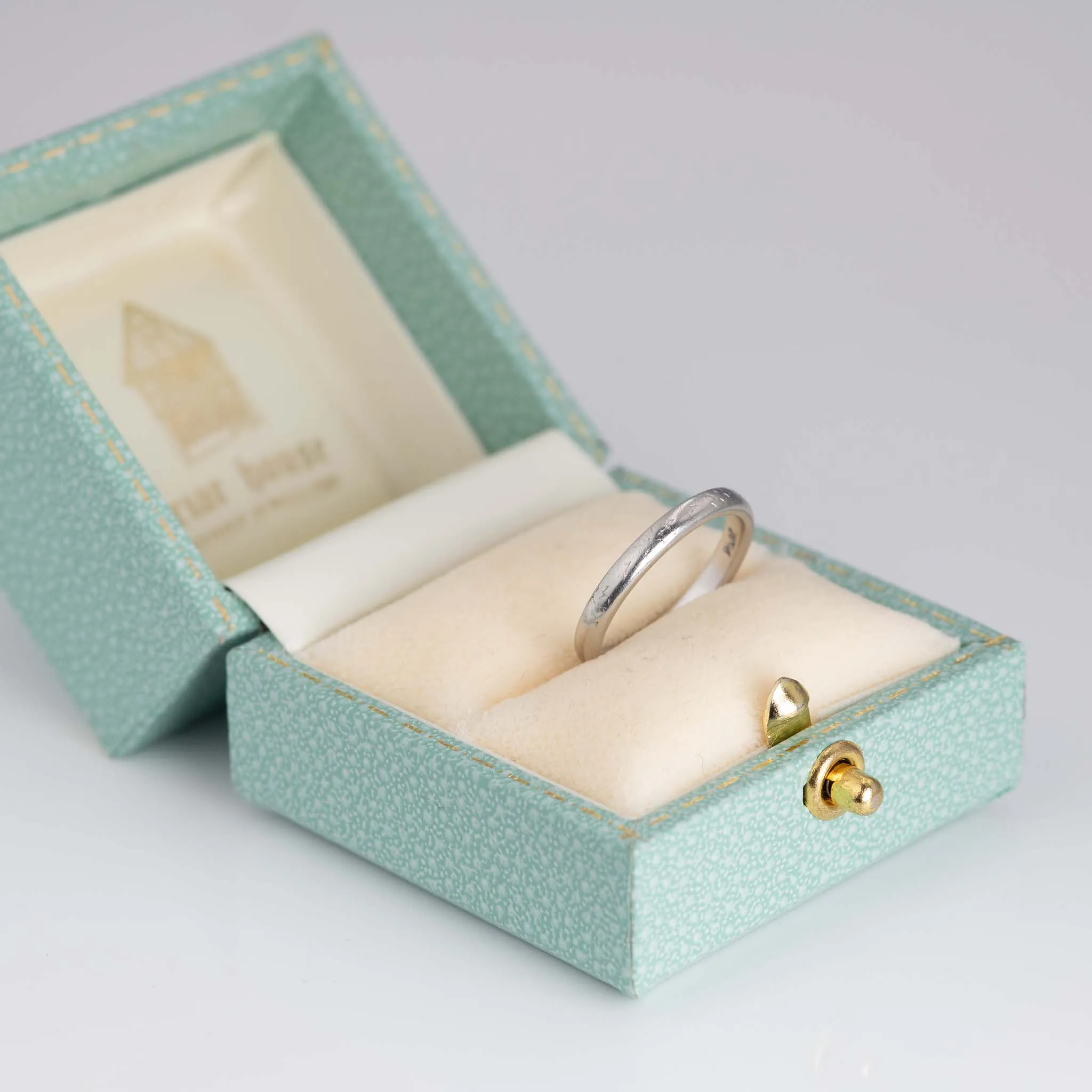 Art Deco Platinum Wedding Band
