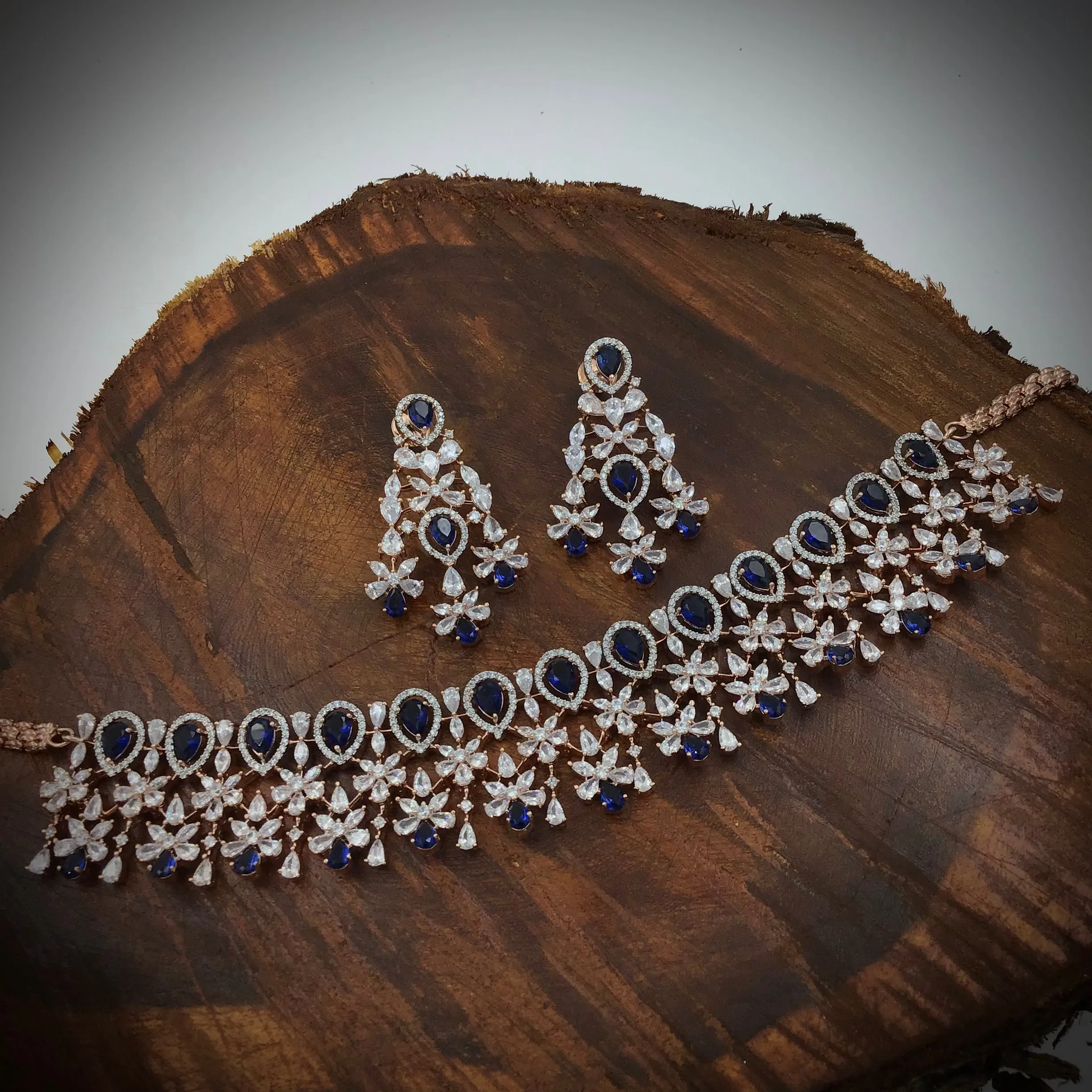 Designer Zircon/AD Choker Necklace Set 18498-5680