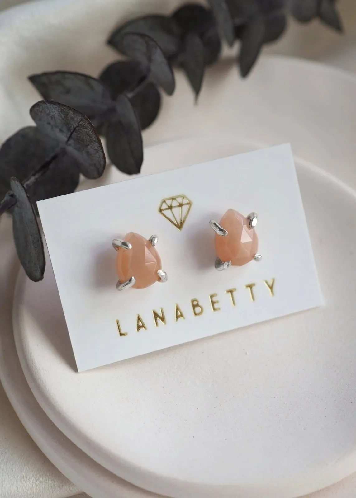 Libra Claw Stud Earrings - Silver