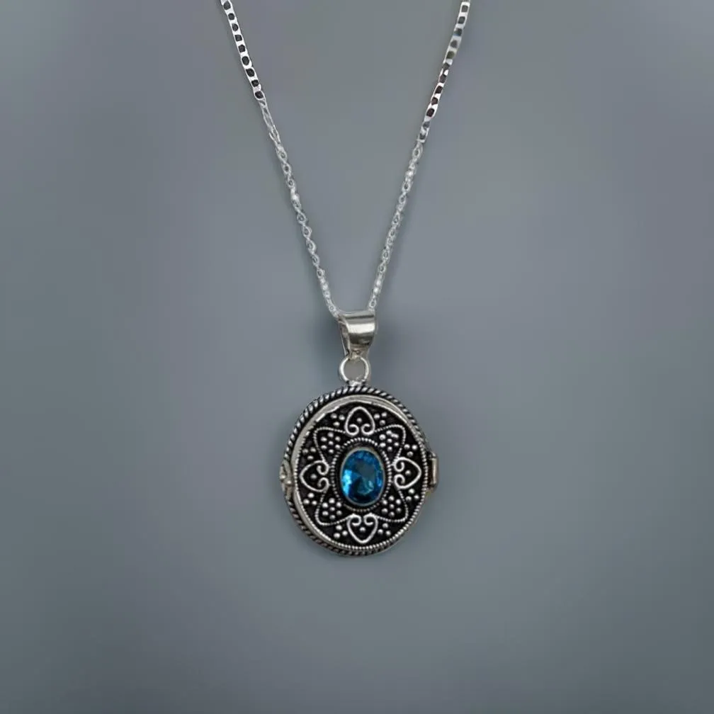 Poison - Necklace