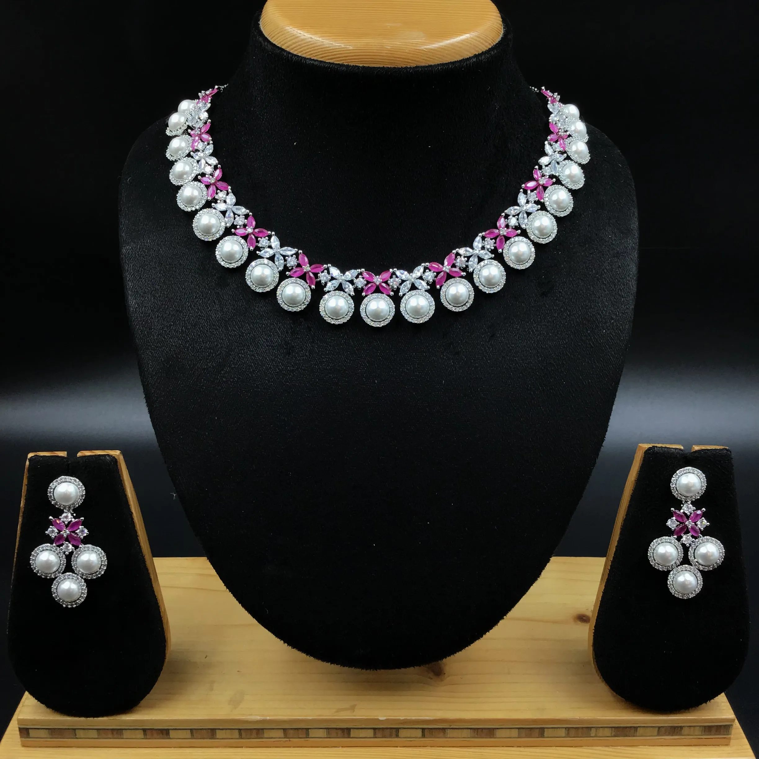 Round Neck Zircon/AD Necklace Set 6012-68