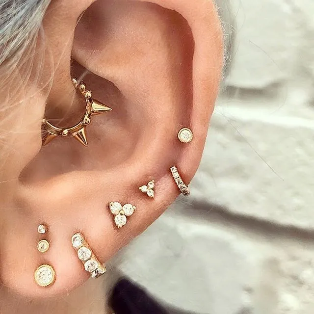Scalloped Set Genuine Diamond Threaded Stud Earring by Maria Tash in 18K Rose Gold. Flat Stud.